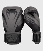 Guantes de Boxeo Venum Impact - Gris/Negro Foto 1