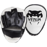 Manoplas de Boxeo Venum Light - Blanco/Negro (Par)