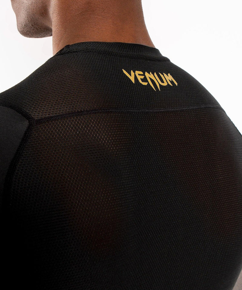 Venum G-Fit Rashguard - Manga corta - Negro/Oro Foto 5