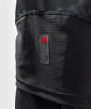 Camiseta Venum Okinawa 3.0 Dry Tech - Negro/Rojo