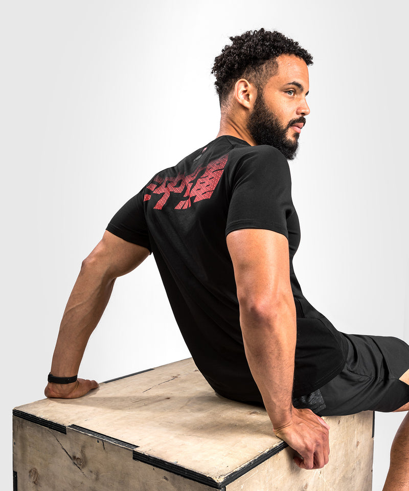 Camiseta Venum Okinawa 3.0 - Negro/Rojo