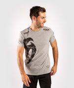 Camiseta Venum Giant - Gris/Negro Foto 1
