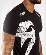 Camiseta Venum Giant - Negro Foto 5
