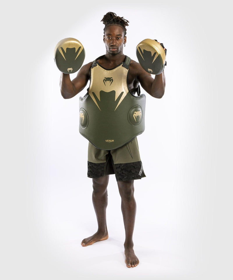 VENUM PRO BOXING - PROTECTOR CORPORAL - Caqui/Oro