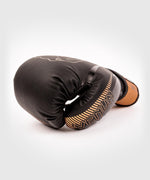 Guantes de Boxeo Venum Impact - Negro/Bronce Foto 3