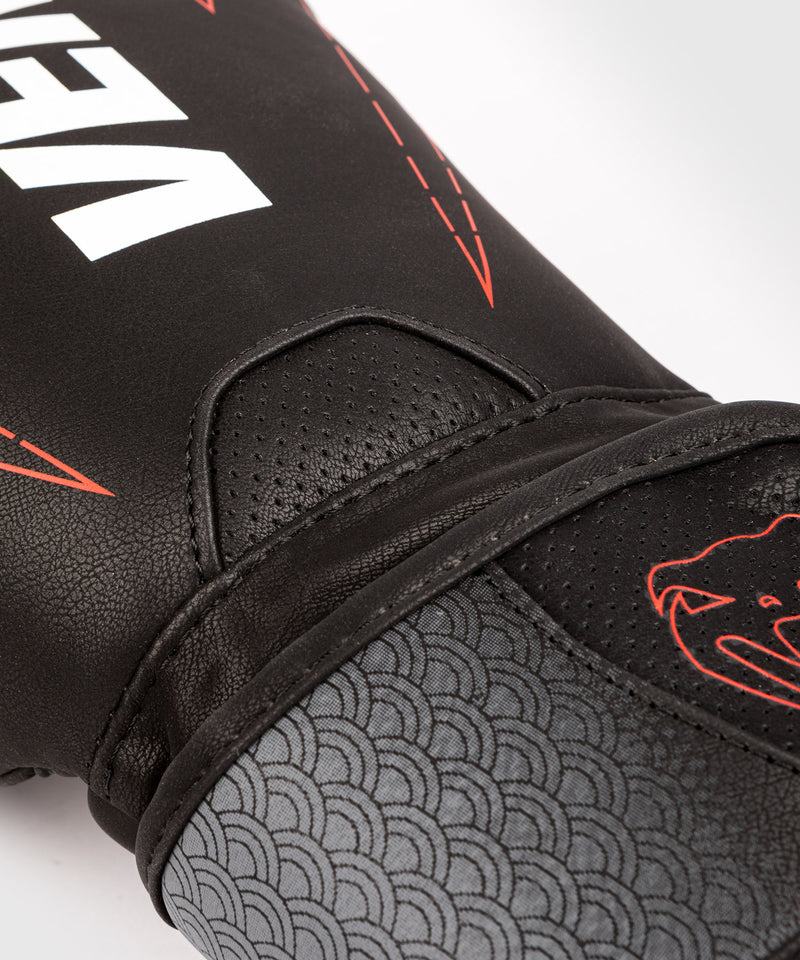 Guantes de Boxeo Venum Okinawa 3.0 - Negro/Rojo