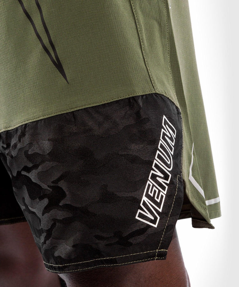 Fightshorts Venum LIGHT 4.0 - Caqui/Plata - 6