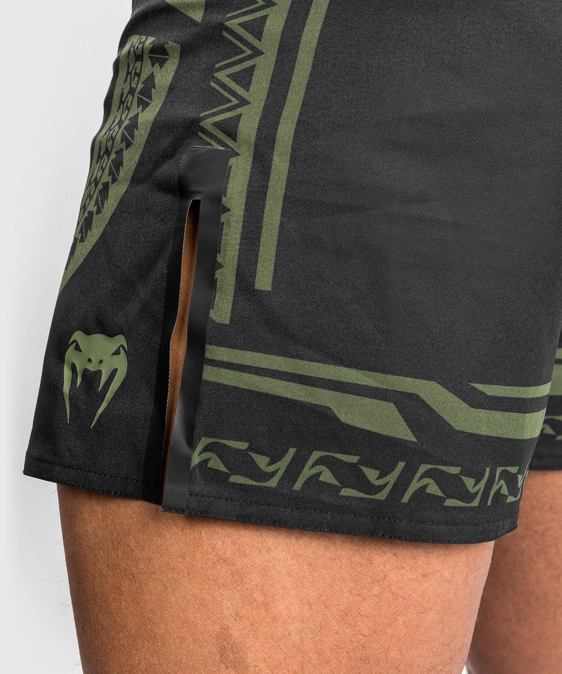 Pantalones cortos de combate Venum Nakahi  - Negro/Caqui