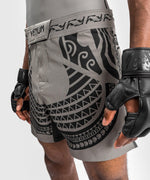 Pantalones cortos de combate Venum Nakahi - Gris