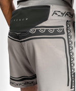 Pantalones cortos de combate Venum Nakahi - Gris