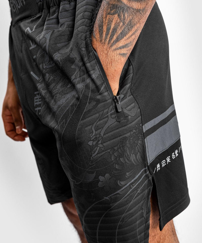 Venum YKZ21 Fightshorts – Black/Black