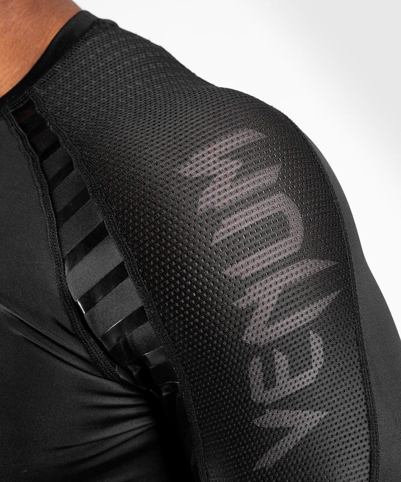 Rashguard Venum Skull - mangas largas - Negro / Negro 5