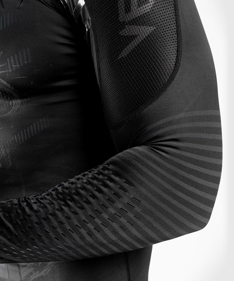 Rashguard Venum Skull - mangas largas - Negro / Negro 6