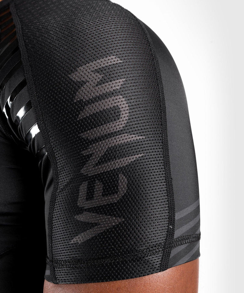 Rashguard Venum Skull - mangas cortas - Negro/Negro - 6