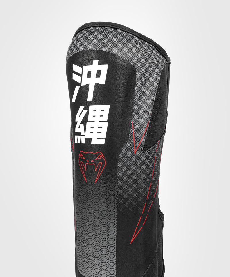 Espinilleras Venum Okinawa 3.0 - Negro/Rojo