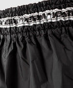 Pantalones cortos Venum Muay Thai Parachute - Negro/Blanco