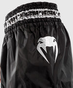 Pantalones cortos Venum Muay Thai Parachute - Negro/Blanco