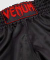 Pantal??n de Muay Thai Venum Classic - Negro/Rojo Foto 3