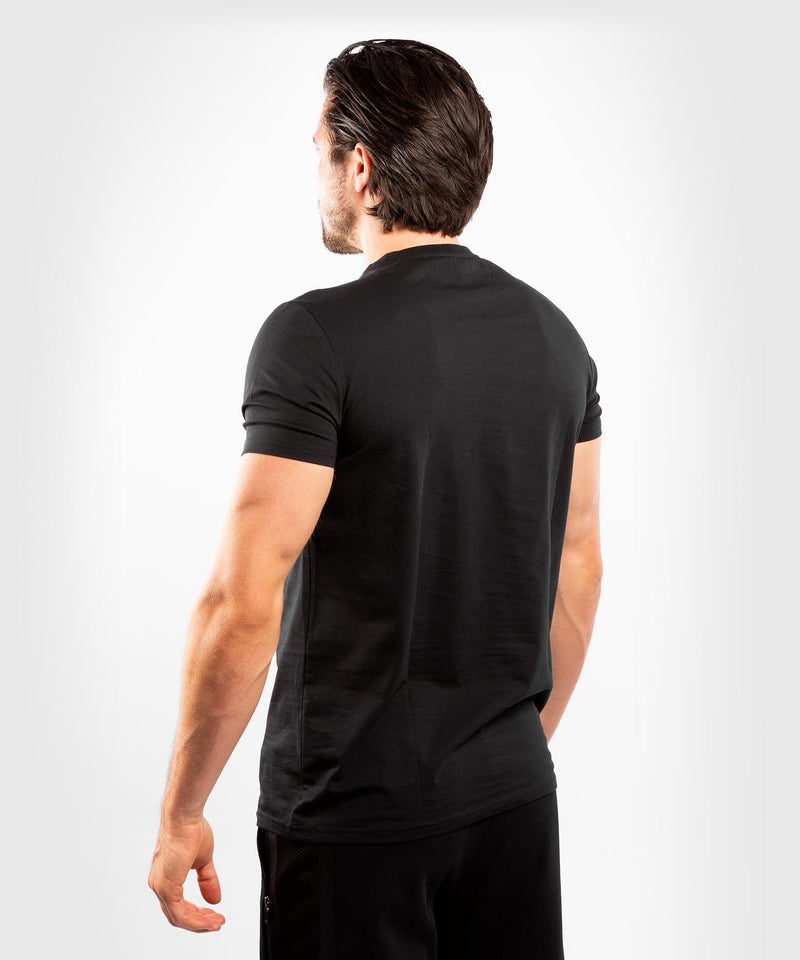 Camiseta Venum Classic - Negro/Oro Foto 4