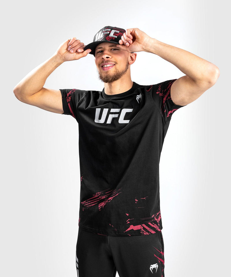 UFC Venum Authentic Fight Week 2.0 T-Shirt - Short Sleeves - Black