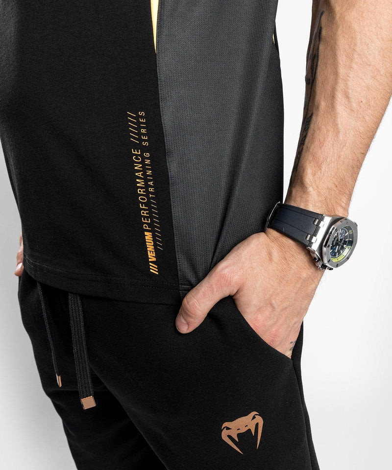 Venum Tempest 2.0 T-shirt – Black/Gold