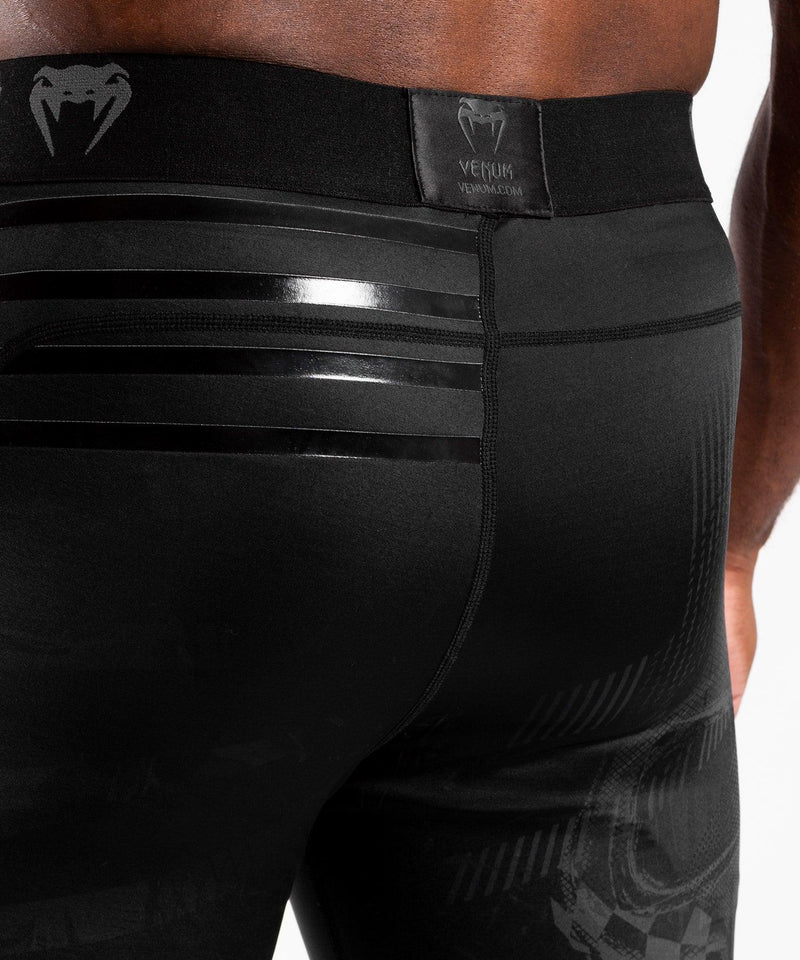 Shorts de compresión Venum Skull - Negro/Negro - 9