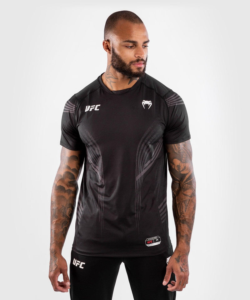 Camiseta T?©cnica Para Hombre UFC Venum Authentic Fight Night - Negro Foto 1