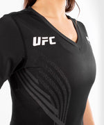 Camiseta T?©cnica Para Mujer Personalizada UFC Venum Authentic Fight Night - Negro Foto 6