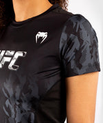 Camiseta T?©cnica Manga Corta Para Mujer UFC Venum Authentic Fight Week Performance - Negro Foto 4
