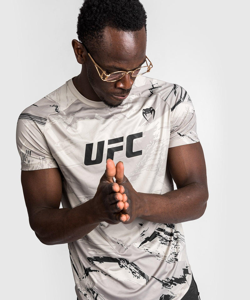 Camiseta UFC Venum Authentic Fight Week 2.0 Dry-Tech - Arena/Negro