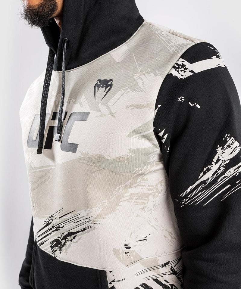 Sudadera con capucha UFC Venum Authentic Fight Week 2.0 - Arena/Negro