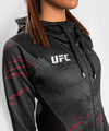 Sudadera con cremallera UFC Venum Authentic Fight Week 2.0 - Para mujer - Negro