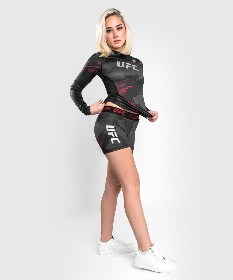 UFC Venum Authentic Fight Week 2.0 Vale Tudo Short - For Women - Black/Red