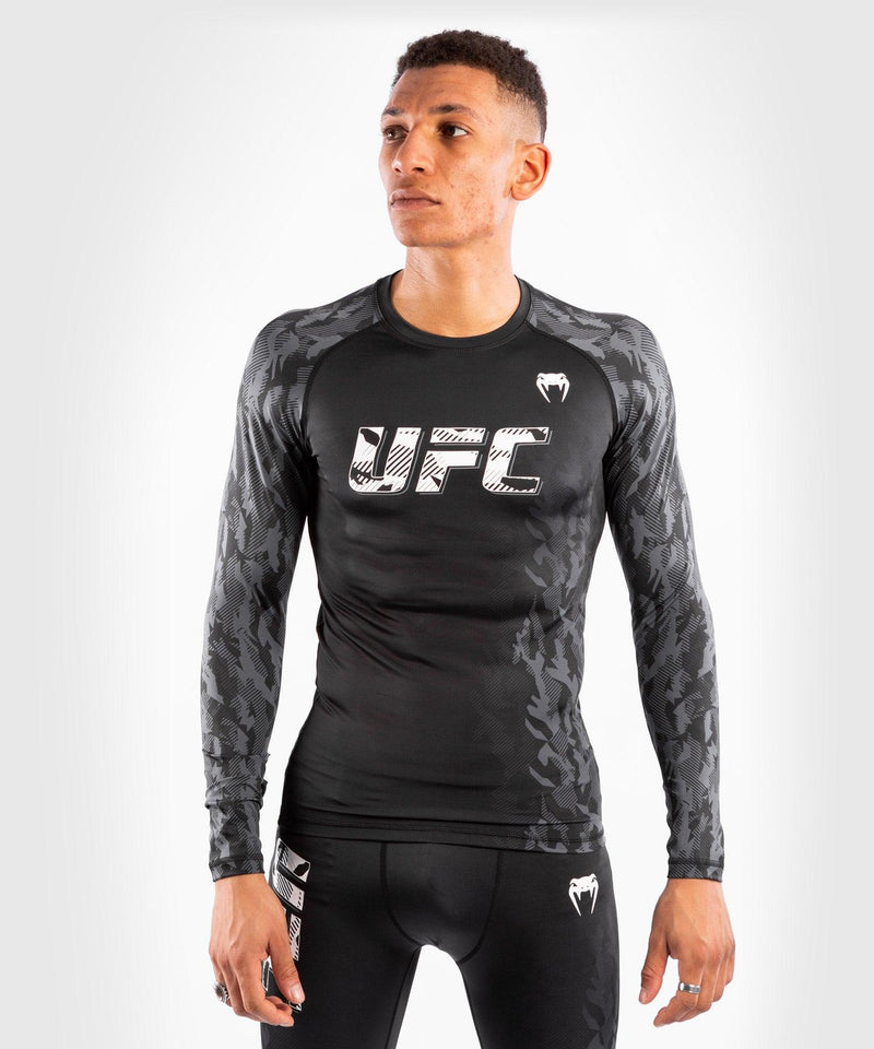 Camiseta De Compresi??n Manga Larga Para Hombre UFC Venum Authentic Fight Week Performance - Negro Foto 1