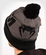 Gorro Venum Elite con pomp??n - Gris/Negro Foto 2