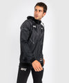 Sudadera con capucha UFC Venum Authentic Fight Night 2.0 para hombre - Negra