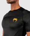 Venum G-Fit Rashguard - Manga corta - Negro/Oro Foto 7